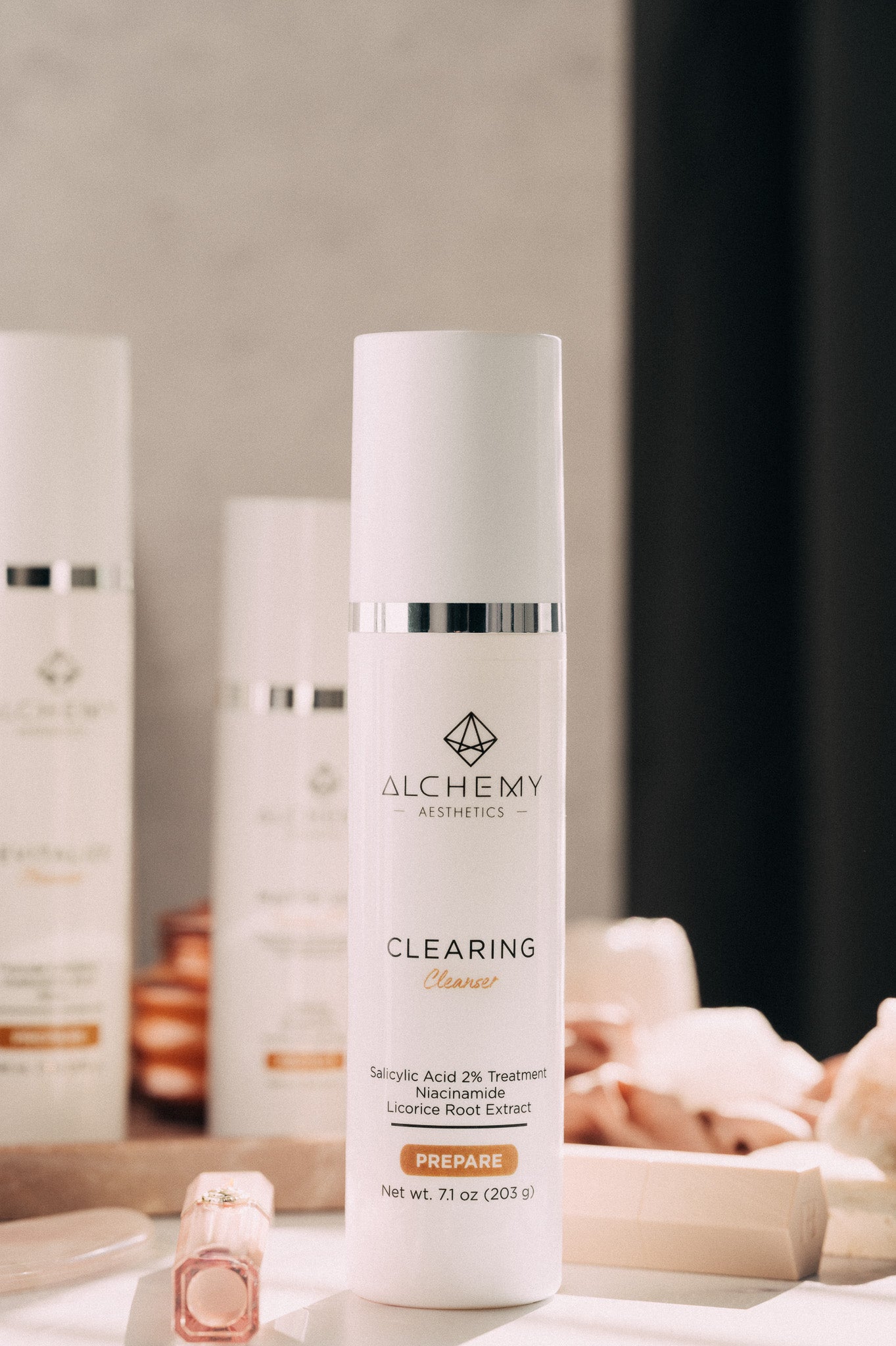 Clearing Cleanser | Clean Renewal for Congested Pores