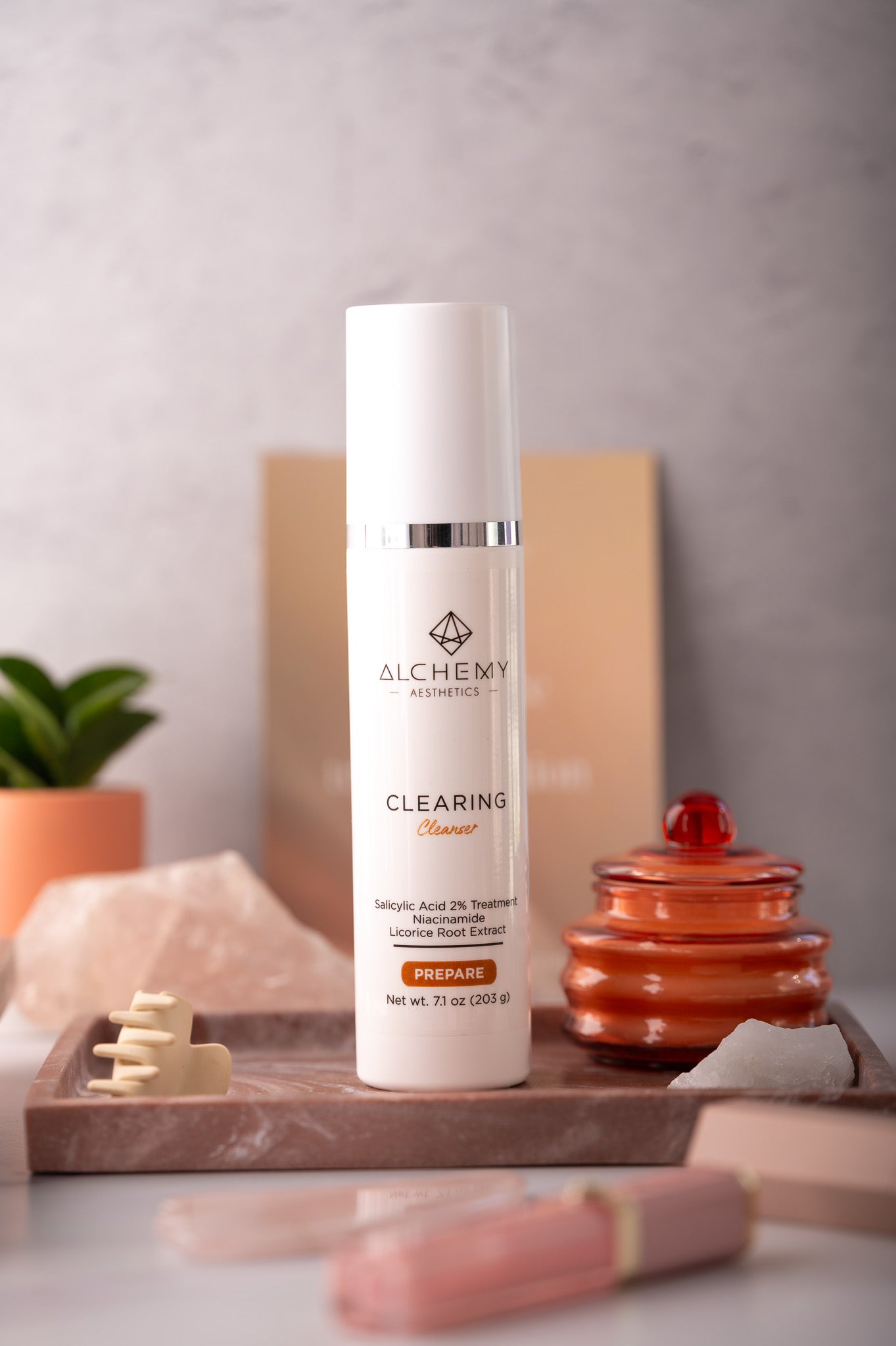Clearing Cleanser | Clean Renewal for Congested Pores